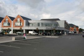 Elm Park Shopping Centre